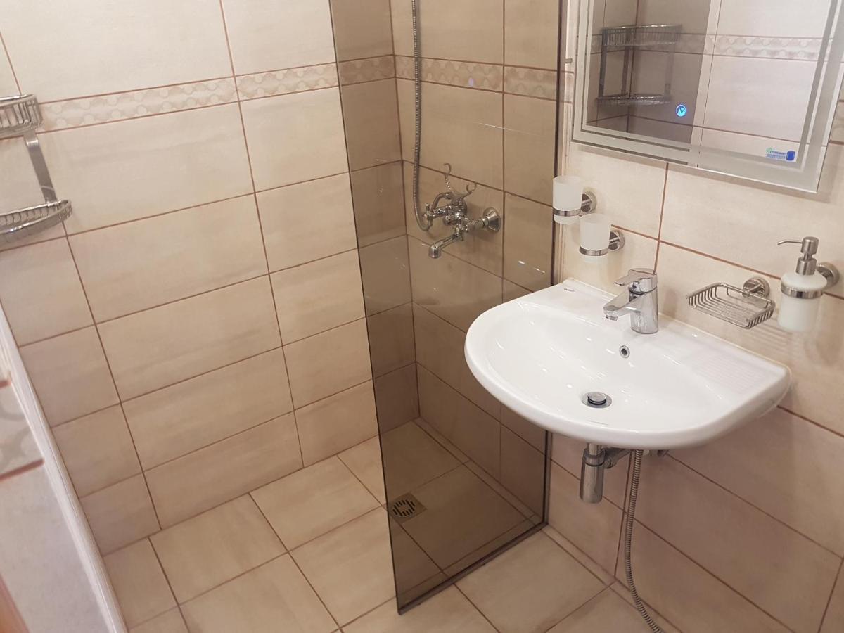 Дургунската Къща -Durgunskata Kashta Hotel Stolat Buitenkant foto