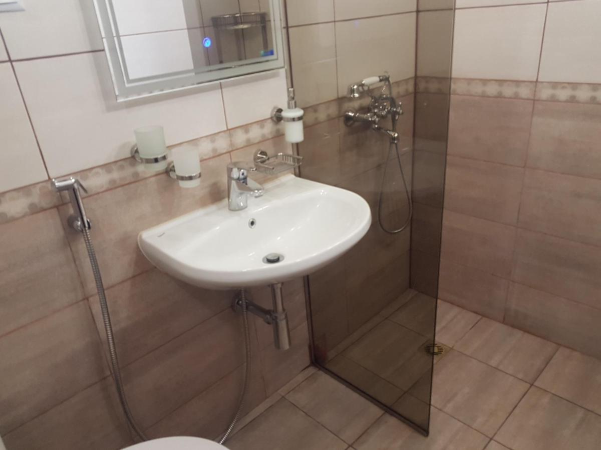 Дургунската Къща -Durgunskata Kashta Hotel Stolat Buitenkant foto